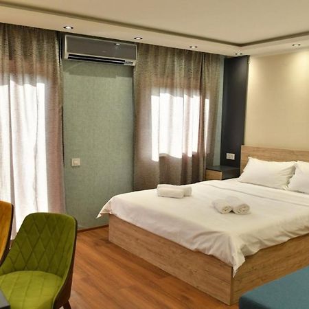 Apartmani Mali Vikend Белград Екстериор снимка